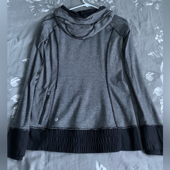 Lululemon think fast sz6 - Picture 5 of 6